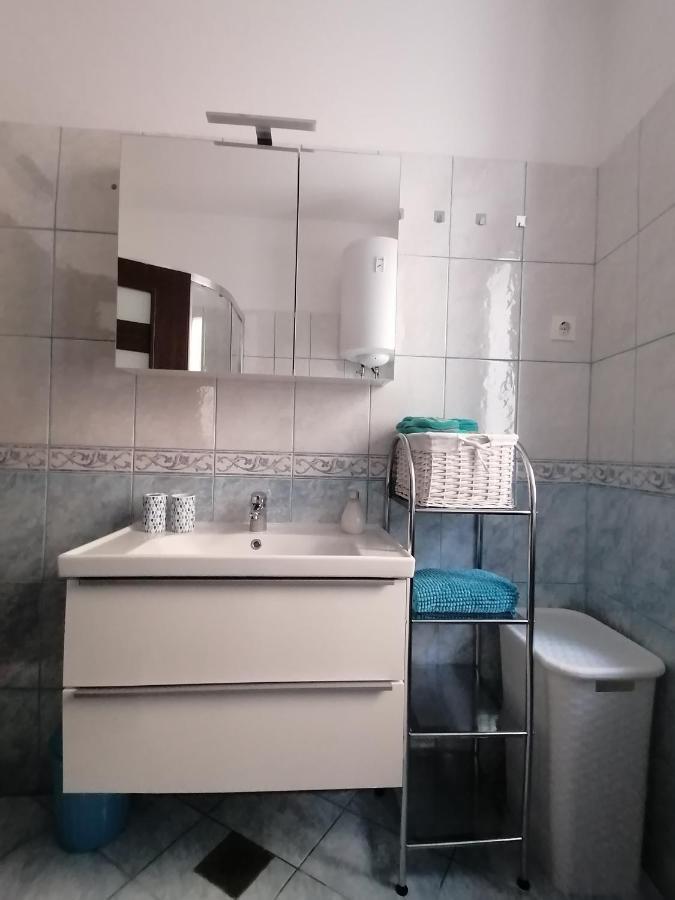Appartement Tincha à Piran Extérieur photo